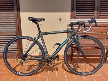 Bici da corsa Guerciotti tutta carbonio