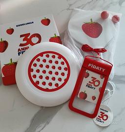 Portacellulare, racchette e frisbee Esselunga