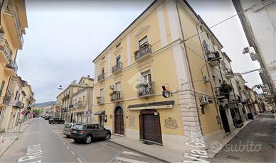 4 LOCALI A CASTROVILLARI