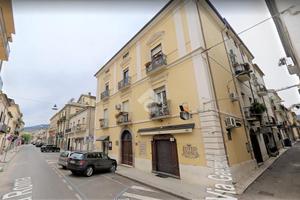 4 LOCALI A CASTROVILLARI