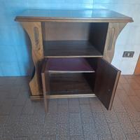 Mobiletto portariviste vintage