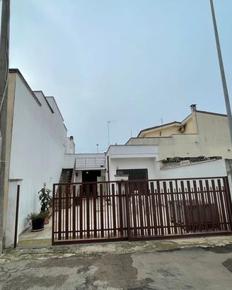 Casa indipendente a melissano con spazio esterno