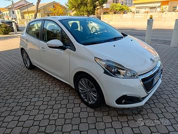 Peugeot 208 gpl