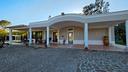 elegante-villa-con-piscina