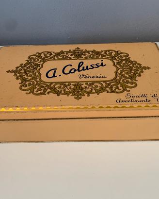 Scatola di latta Colussi vintage