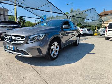 Mercedes Classe GLA 200 d Sport 4matic auto