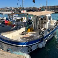BARCA DA PESCA CALAFURIA CON LICENZA