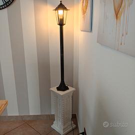 Lampada da terra Capitello