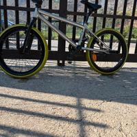 BICI BMX B'Twin Wipe 500