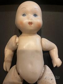 Bambola vintage porcellana a forma di neonato