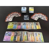 Lotto 300 carte Pokemon Evoluzioni a Paldea