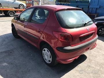 Ricambi Peugeot 206 1.4 HDI 5 porte 2003