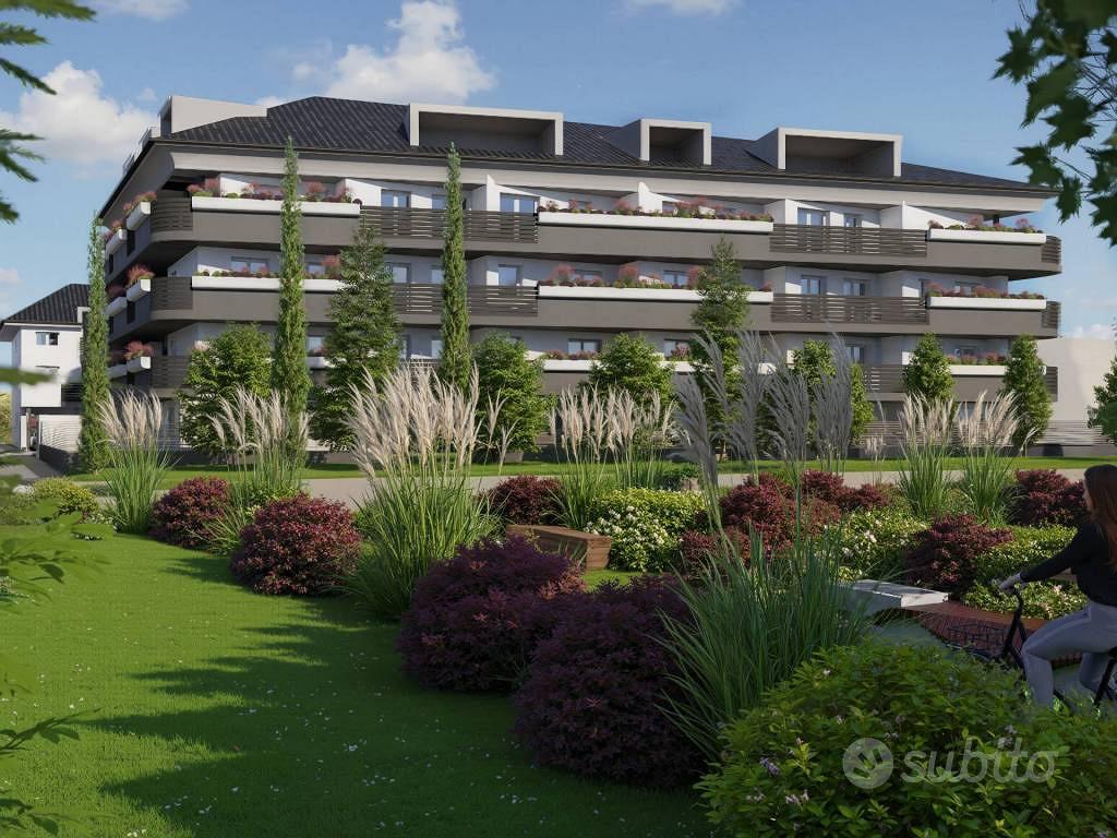 Appartamento di 122 m² con 3 locali e box auto a V - Altro
