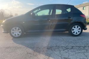 Peugeot 206 1.4 5p. Enfant Terrible