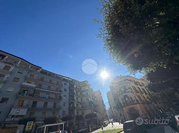 4 LOCALI A CASTELLAMMARE DI STABIA