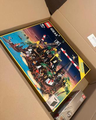 Lego 21322 Barracuda Bay MINT