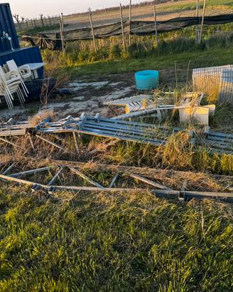 Capriate  /tetto /capannone