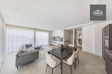 Attico / Mansarda di 198 m² con 3 locali e box aut