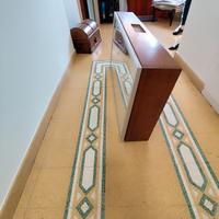 mobile da bagno con specchio