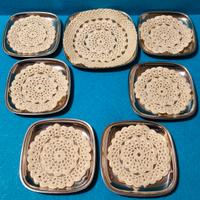 7 Sottobicchieri Acciaio Inox + Centrini Ricamati