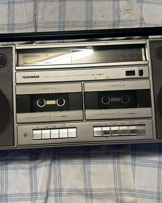 Radio cassette