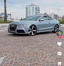 MAGNIFICA AUDI RS5 B8 4.2