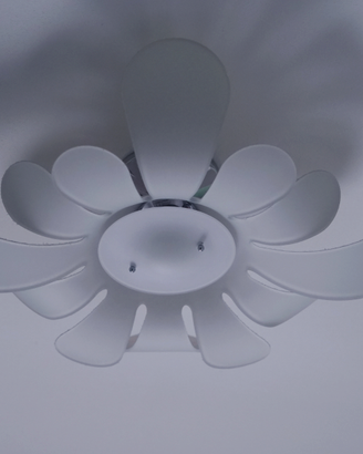 Lampadario in vetro opaco