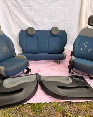 TAPPEZZERIA INTERNO SEDILI 4 POSTI FIAT PANDA 2016