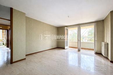 TRILOCALE IN PIENO CENTRO