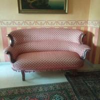 antiquariato divano vittoriano XIX secolo