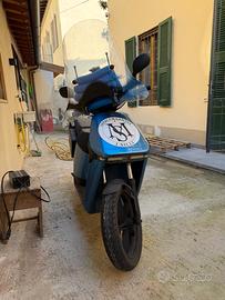 Scooter elettrico WOW 775