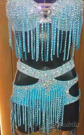 Abito latino americano 