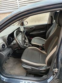 Hyundai i10 anno 2022 benzina.Prezzo 12.500