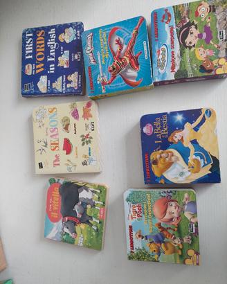 set 7 libricini in cartone bimbi