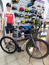 GIANT DEFY ADV UI2  2027