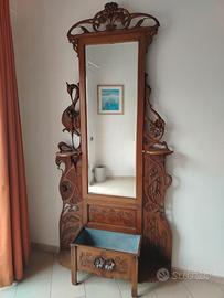 Mobile specchiera Stile liberty