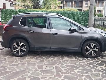 PEUGEOT 2008 1° serie BlueHDi 100 S&S Allure
