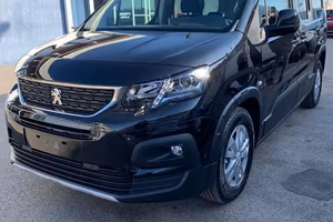 Peugeot Rifter Long BlueHDi 100 Allure con mobili