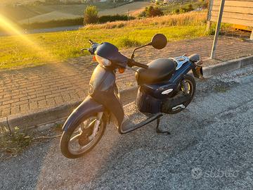 aprilia scarabeo 50