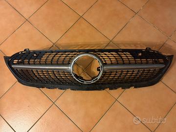 Mercedes-Benz Griglia anteriore A1778880200 clas A