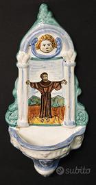San Francesco – Acquasantiera firmata Deruta