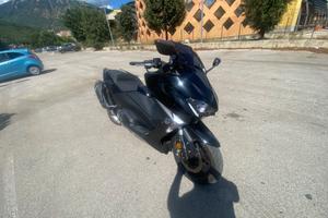 Yamaha TMAX 530 2019 iva esposta