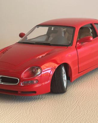 Maserati 3200 Gt 1/18