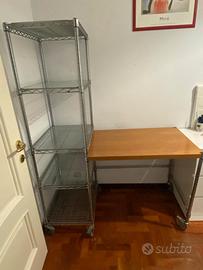Scrivania - scaffale