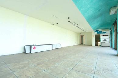 Immobile di 380 m² a Vicenza