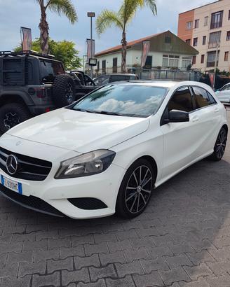 Mercedes-benz A 180 Mercedes CDI Automatic Executi