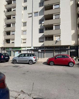 Negozio a Taranto