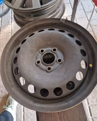 cerchioni audi/volkswagen + copri cerchioni sparco