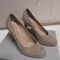 Scarpa décolleté scamosciata 