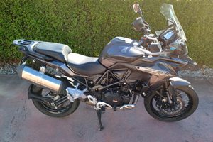 Benelli trk 502 x